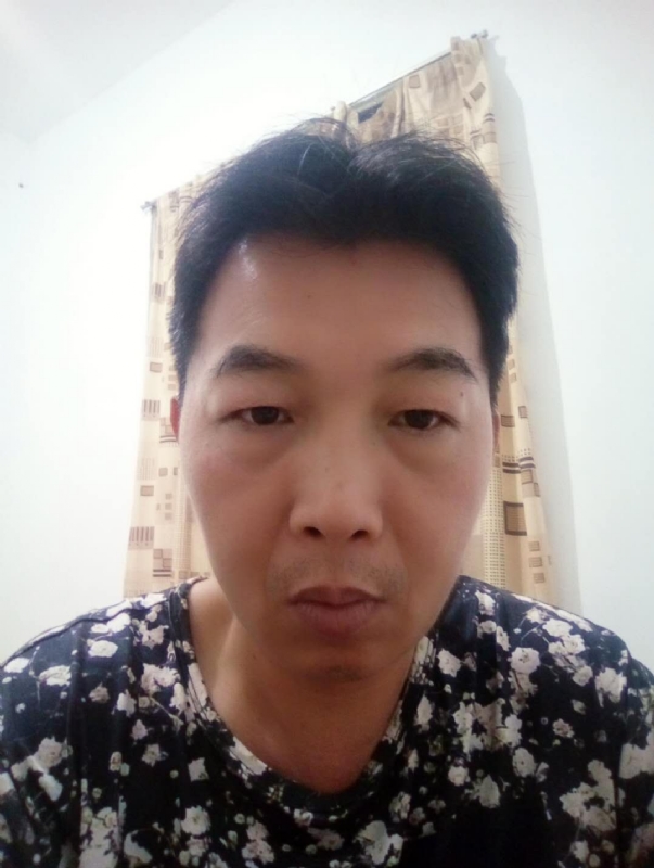 繁华哀伤的第一张照片--宁化相亲网