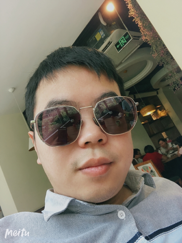 月台等路人的第一张照片--宁化相亲网