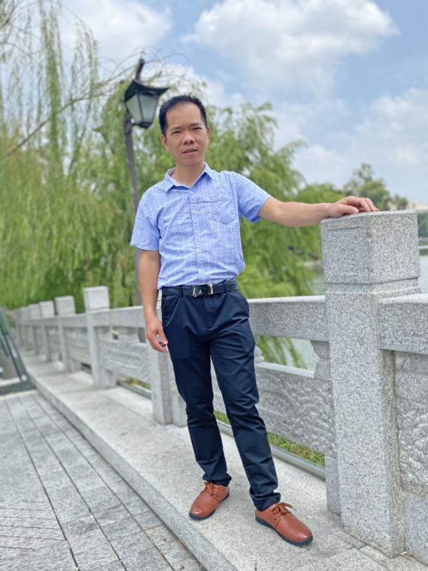 奇峰向阳的第一张照片--宁化相亲网