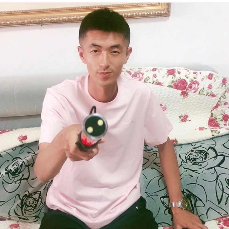 转身留下孤独的她的第二张照片--宁化相亲网