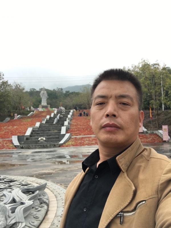 开心的松鼠的第一张照片--宁化相亲网