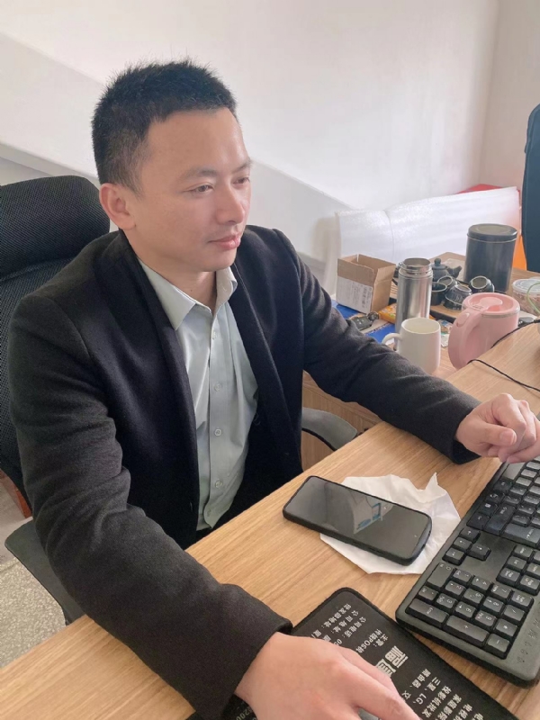 落叶知秋的第一张照片--宁化相亲网
